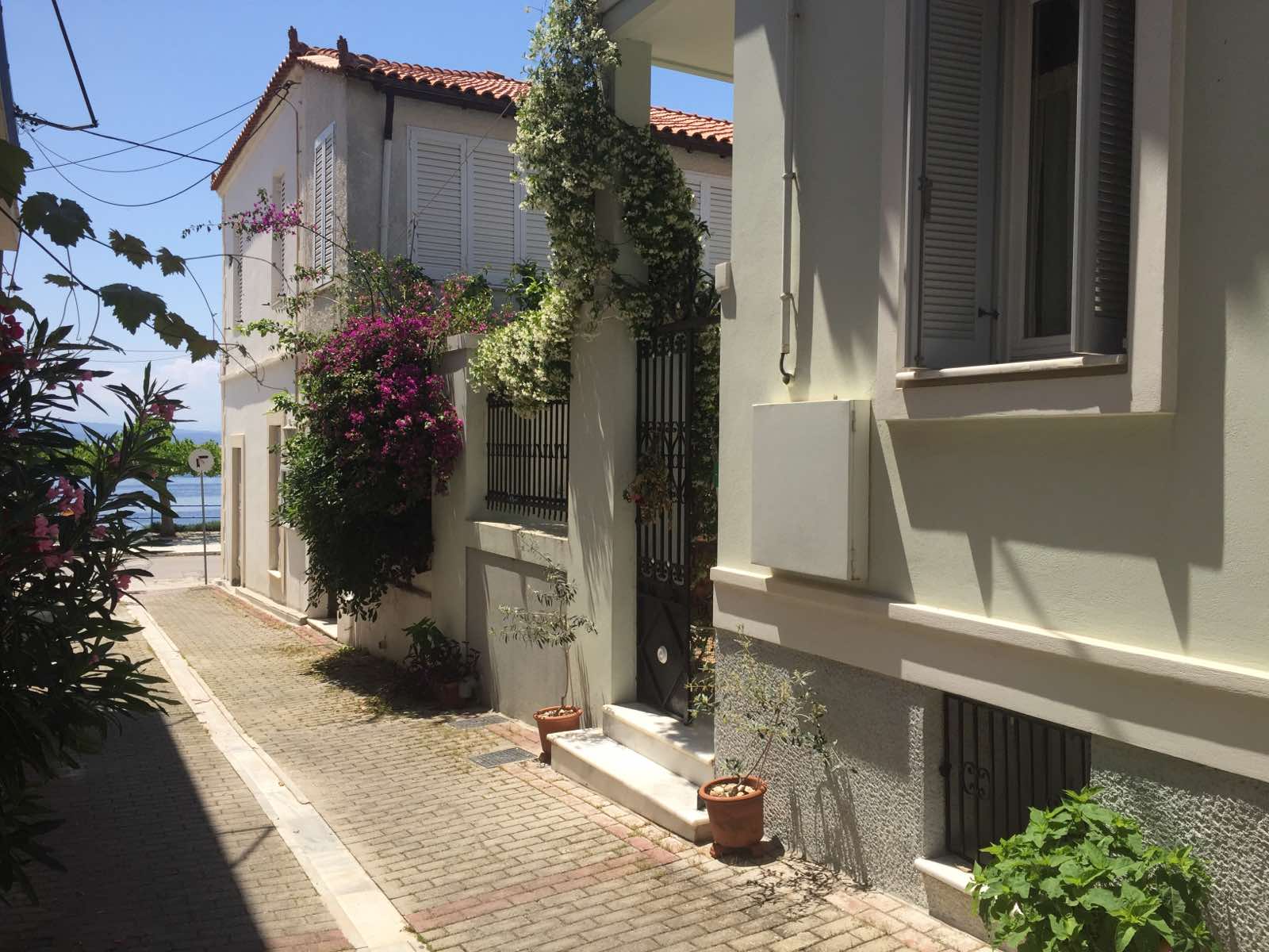 Μια γωνιά της Λίμνης που μοιάζει πίνακας